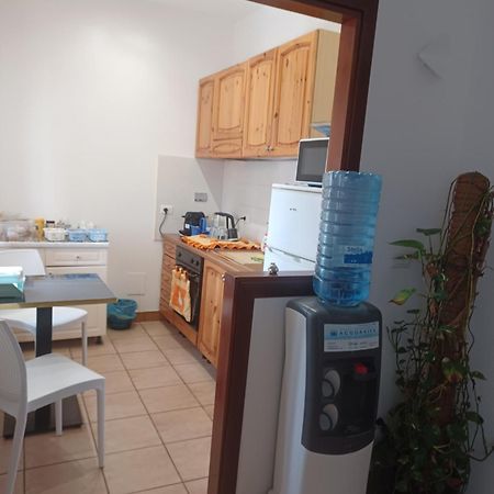 Mondo House Fiumicino Bagian luar foto