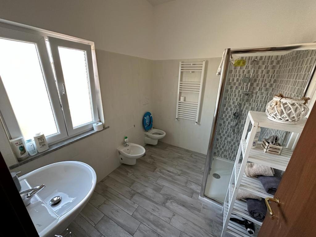 Mondo House Fiumicino Bagian luar foto